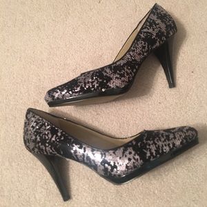 Sequin Ellen Tracey Pump